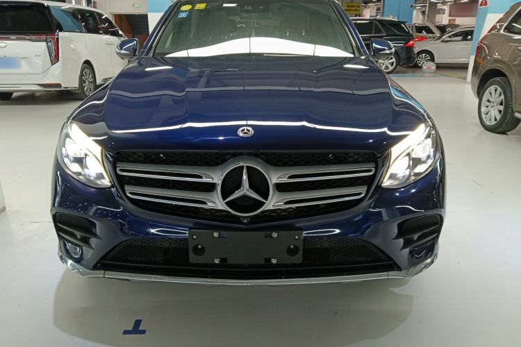 Used Mercedes-Benz GLC 2018 Refreshed GLC 300 4MATIC Dynamic Edition Front