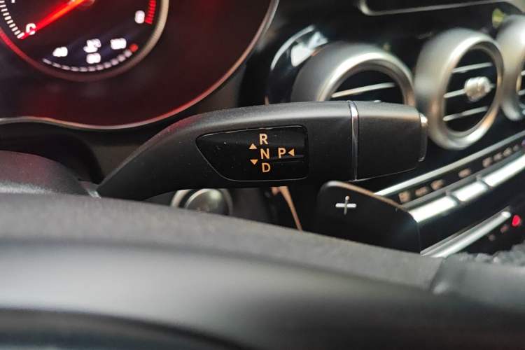 Used Mercedes-Benz GLC 2018 GLC 200 4MATIC Gear Lever