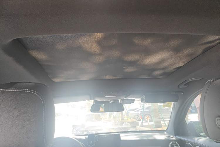 Used Mercedes-Benz GLC 2018 Facelift GLC 260 4MATIC Luxury Edition Headliner