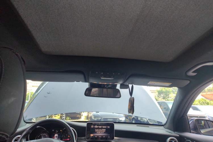 Used Mercedes-Benz GLC 2018 GLC 260 4MATIC Luxury Model Headliner