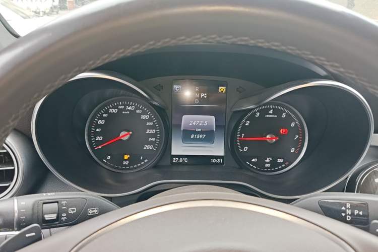 Used Mercedes-Benz GLC 2018 GLC 260 4MATIC Luxury Model Instrument Cluster