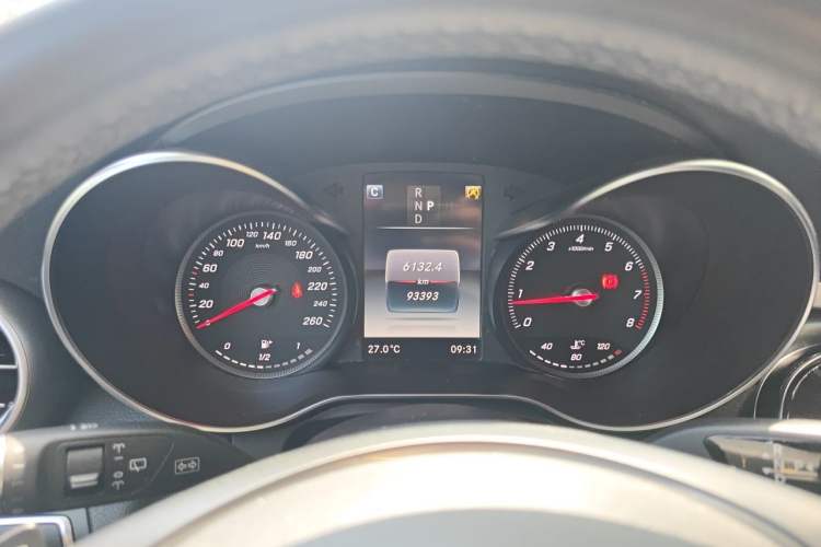 Used Mercedes-Benz GLC 2018 Facelift GLC 260 4MATIC Luxury Edition Instrument Cluster