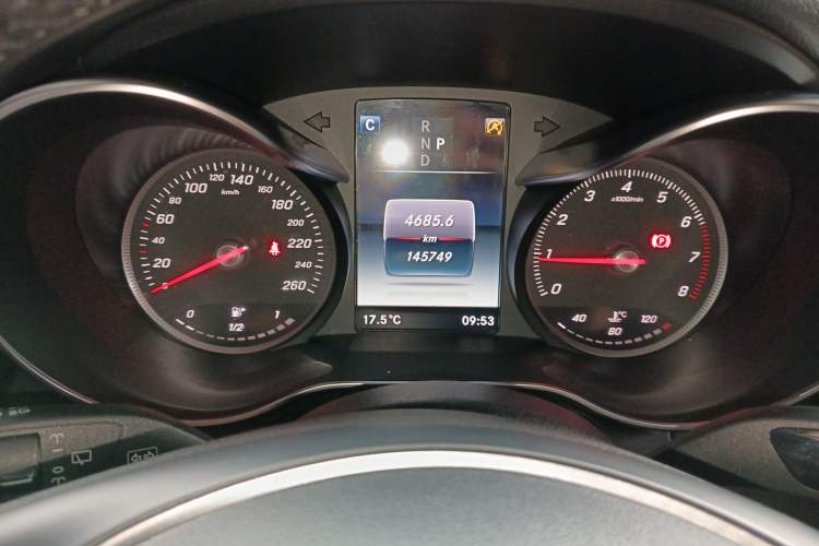 Used Mercedes-Benz GLC 2018 Facelift GLC 200 4MATIC Instrument Cluster