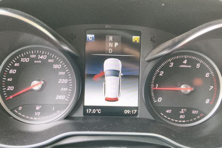 Used Mercedes-Benz GLC 2018 GLC 260 4MATIC Luxury Model Instrument Cluster