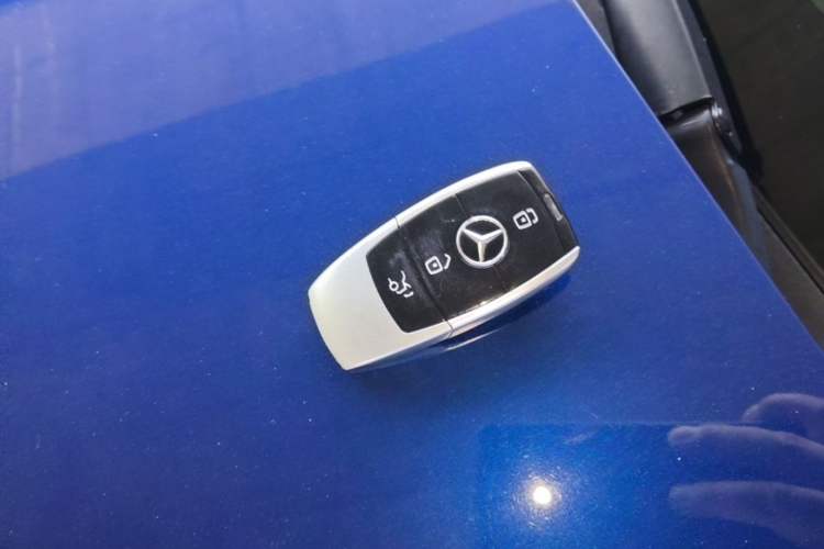 Used Mercedes-Benz GLC 2018 GLC 260 4MATIC Dynamic Edition Interior 1