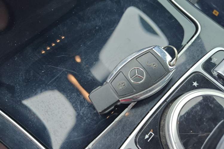 Used Mercedes-Benz GLC 2018 GLC 200 4MATIC Interior 1