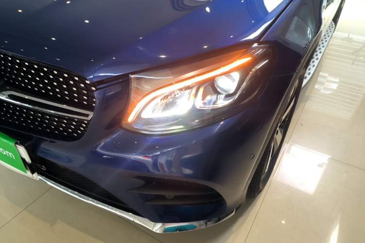 Used Mercedes-Benz GLC 2018 GLC 260 4MATIC Luxury Model Left Front Headlight