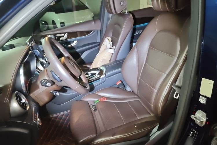 Used Mercedes-Benz GLC 2018 GLC 260 4MATIC Luxury Model Left Front Seat