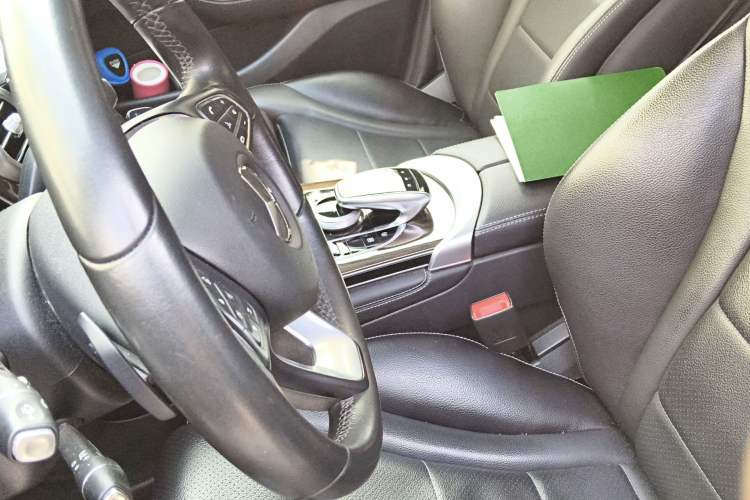 Used Mercedes-Benz GLC 2018 GLC 260 4MATIC Luxury Model Left Front Seat