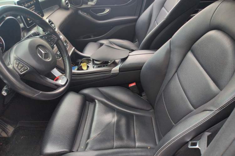 Used Mercedes-Benz GLC 2018 GLC 260 4MATIC Luxury Model Left Front Seat