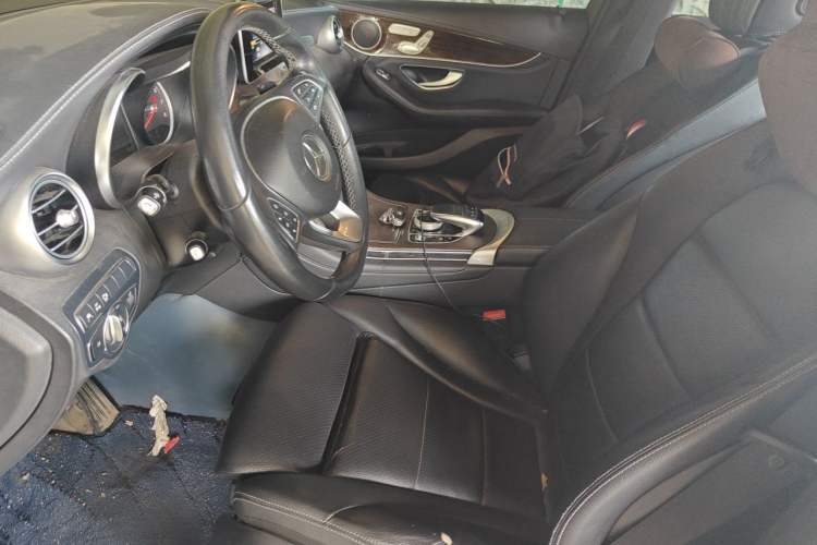 Used Mercedes-Benz GLC 2018 GLC 260 4MATIC Luxury Model Left Front Seat