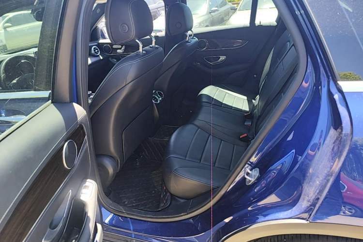 Used Mercedes-Benz GLC 2018 Facelifted GLC 260 4MATIC Dynamic Edition Left Rear Seat