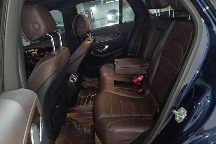 Used Mercedes-Benz GLC 2018 GLC 260 4MATIC Luxury Model Left Rear Seat