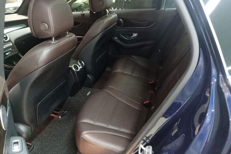 Used Mercedes-Benz GLC 2018 Facelift GLC 260 4MATIC Luxury Edition Left Rear Seat