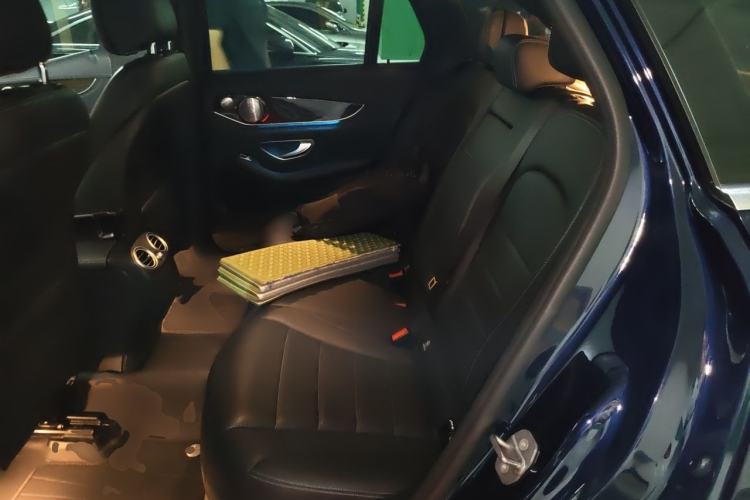 Used Mercedes-Benz GLC 2018 Facelift GLC 260 4MATIC Luxury Edition Left Rear Seat