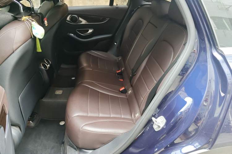 Used Mercedes-Benz GLC 2018 GLC 260 4MATIC Luxury Model Left Rear Seat
