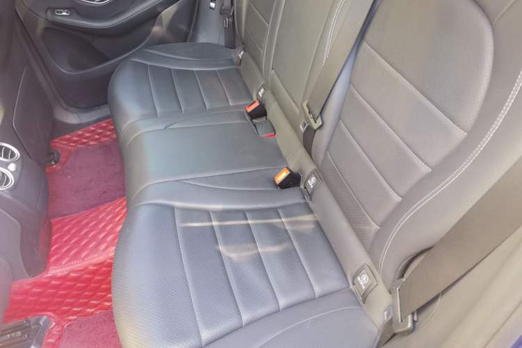 Used Mercedes-Benz GLC 2018 GLC 260 4MATIC Dynamic Edition Left Rear Seat