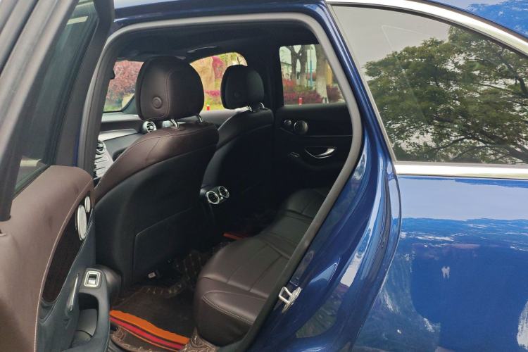 Used Mercedes-Benz GLC 2018 GLC 260 4MATIC Luxury Model Left Rear Seat