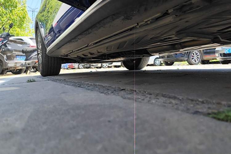 Used Mercedes-Benz GLC 2018 Facelifted GLC 260 4MATIC Dynamic Edition Left Side Sill