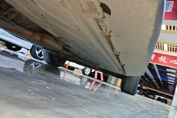 Used Mercedes-Benz GLC 2018 GLC 200 4MATIC Left Side Sill