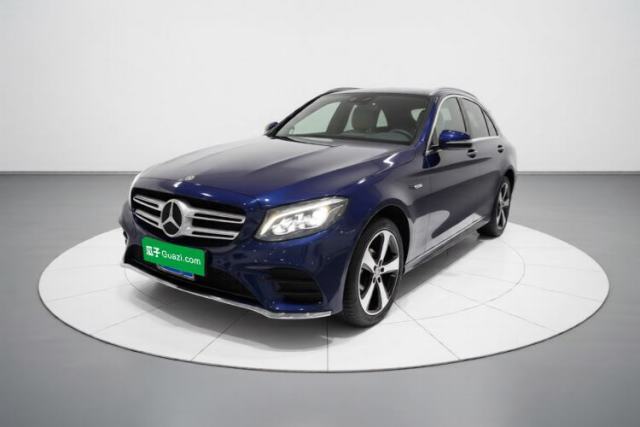 Mercedes-Benz GLC 2018 GLC 260 4MATIC Luxury Model usado
