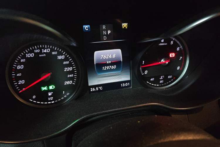 Used Mercedes-Benz GLC 2018 Facelifted GLC 260 4MATIC Dynamic Edition Odometer Close Up