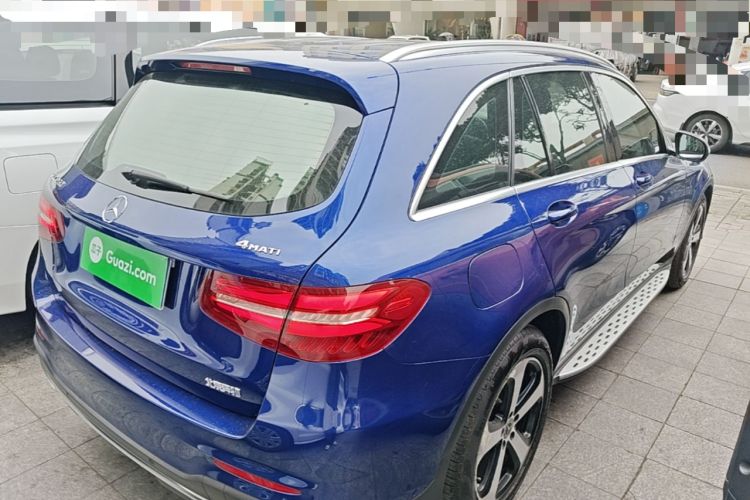 Used Mercedes-Benz GLC 2018 GLC 260 4MATIC Luxury Model Rear Right 45 Deg