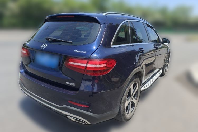 Used Mercedes-Benz GLC 2018 GLC 260 4MATIC Luxury Model Rear Right 45 Deg