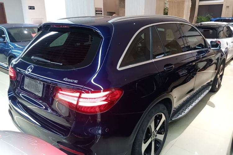 Used Mercedes-Benz GLC 2018 Facelift GLC 260 4MATIC Luxury Edition Rear Right 45 Deg