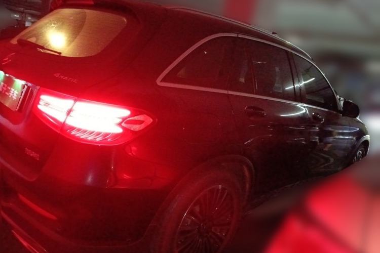 Used Mercedes-Benz GLC 2018 Facelifted GLC 260 4MATIC Dynamic Edition Rear Right 45 Deg