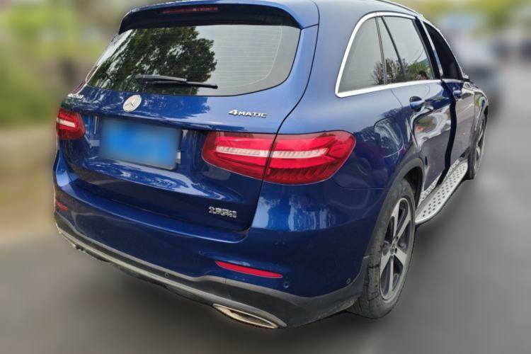 Used Mercedes-Benz GLC 2018 GLC 260 4MATIC Luxury Model Rear Right 45 Deg