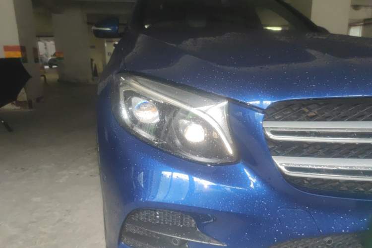 Used Mercedes-Benz GLC 2018 Refreshed GLC 300 4MATIC Dynamic Edition Right Front Headlight