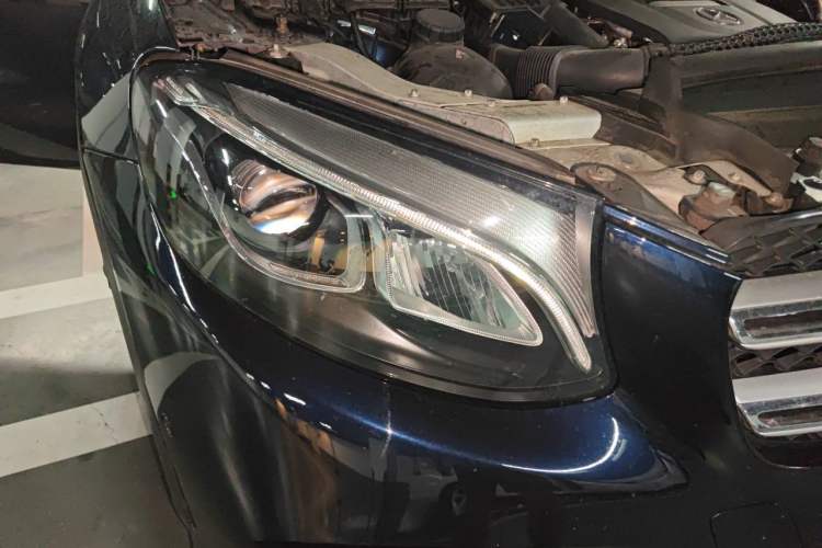 Used Mercedes-Benz GLC 2018 Facelifted GLC 260 4MATIC Dynamic Edition Right Front Headlight