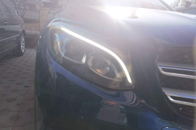Used Mercedes-Benz GLC 2018 GLC 260 4MATIC Dynamic Edition Right Front Headlight