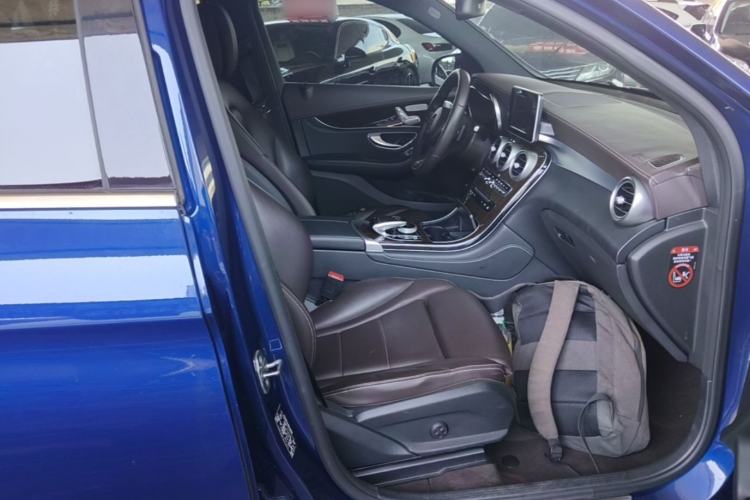 Used Mercedes-Benz GLC 2018 GLC 260 4MATIC Dynamic Edition Right Front Seat