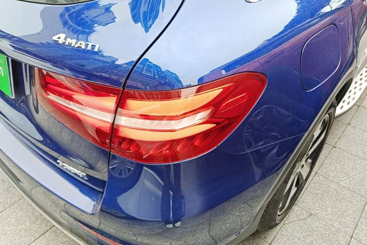 Used Mercedes-Benz GLC 2018 GLC 260 4MATIC Luxury Model Right Rear Taillight