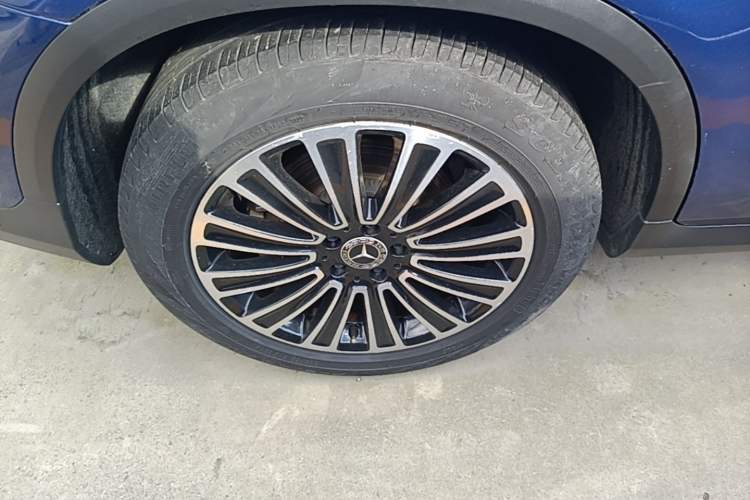 Used Mercedes-Benz GLC 2018 GLC 200 4MATIC Right Rear Wheel Hub