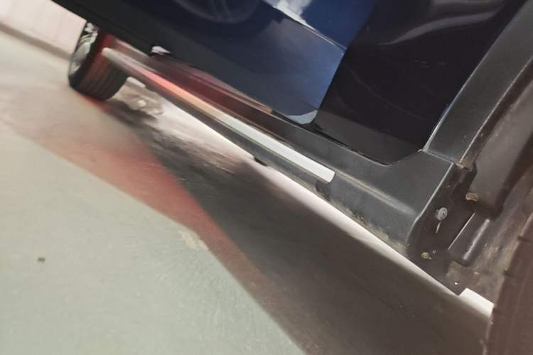 Used Mercedes-Benz GLC 2018 Facelift GLC 200 4MATIC Right Side Sill