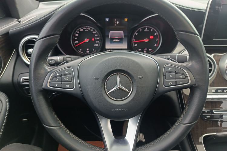 Used Mercedes-Benz GLC 2018 Facelifted GLC 260 4MATIC Dynamic Edition Steering Wheel