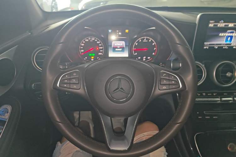 Used Mercedes-Benz GLC 2018 Facelift GLC 200 4MATIC Steering Wheel