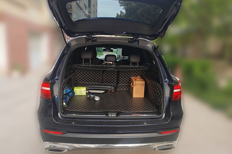 Used Mercedes-Benz GLC 2018 GLC 200 4MATIC Trunk