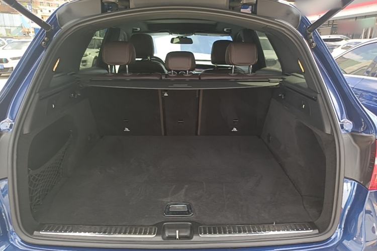 Used Mercedes-Benz GLC 2018 GLC 200 4MATIC Trunk