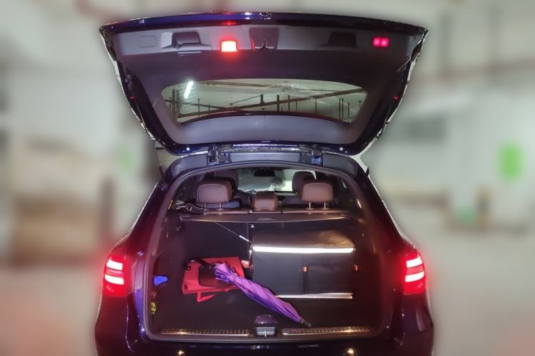Used Mercedes-Benz GLC 2018 GLC 260 4MATIC Luxury Model Trunk