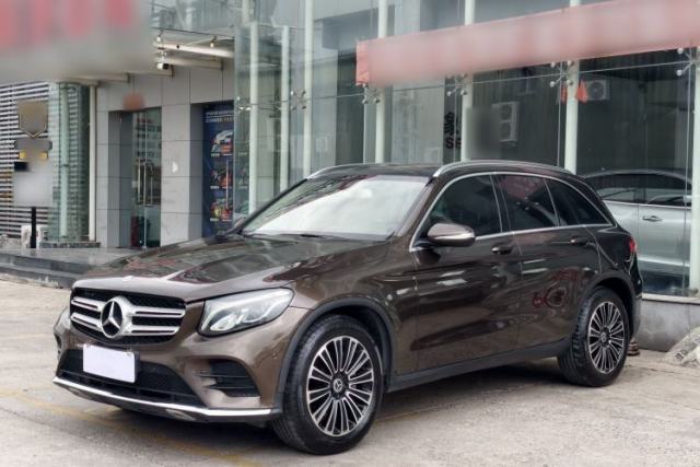 Ojetý Mercedes-Benz GLC 2018 GLC 260 4MATIC Dynamic Edition