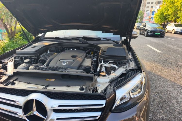 Used Mercedes-Benz GLC 2018 GLC 260 4MATIC Luxury Model Engine Bay Left