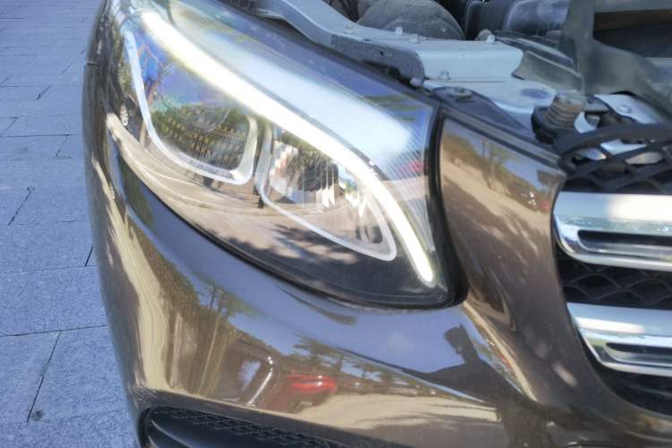 Used Mercedes-Benz GLC 2018 GLC 260 4MATIC Dynamic Edition Engine Bay Right