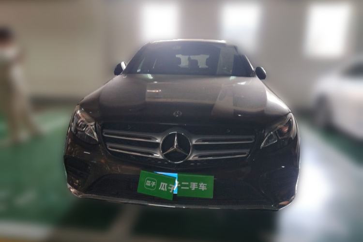 Used Mercedes-Benz GLC 2018 Facelift GLC 260 4MATIC Luxury Edition Front