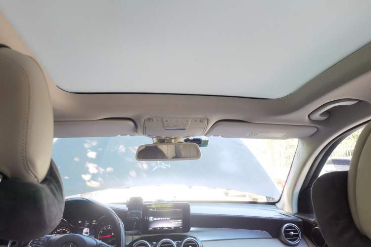 Used Mercedes-Benz GLC 2018 GLC 260 4MATIC Dynamic Edition Headliner