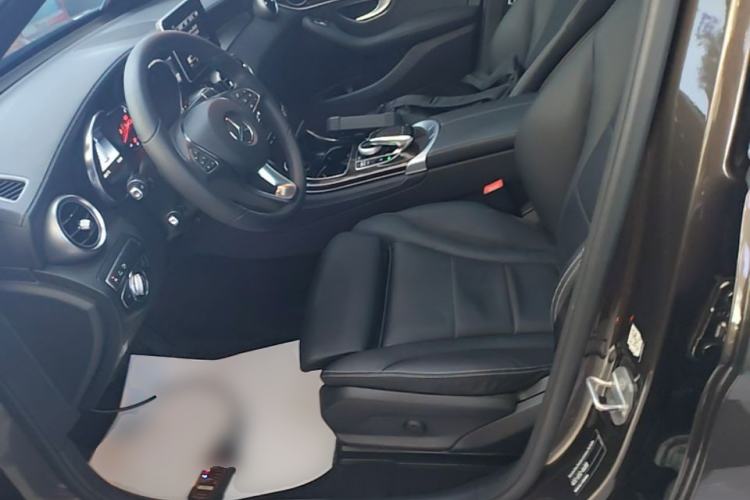 Used Mercedes-Benz GLC 2018 GLC 260 4MATIC Luxury Model Left Front Seat