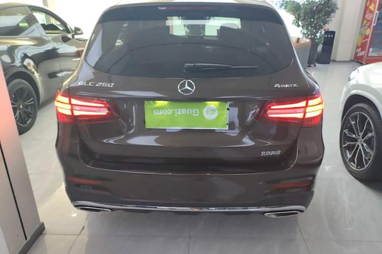 Used Mercedes-Benz GLC 2018 GLC 260 4MATIC Luxury Model Rear